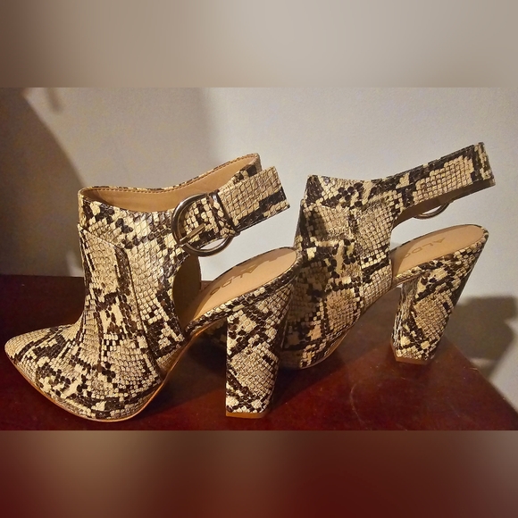 NWOT Aldo Legiladia Faux snakeskin blocked heel bootie shoe animal Print size 8 - Picture 5 of 10